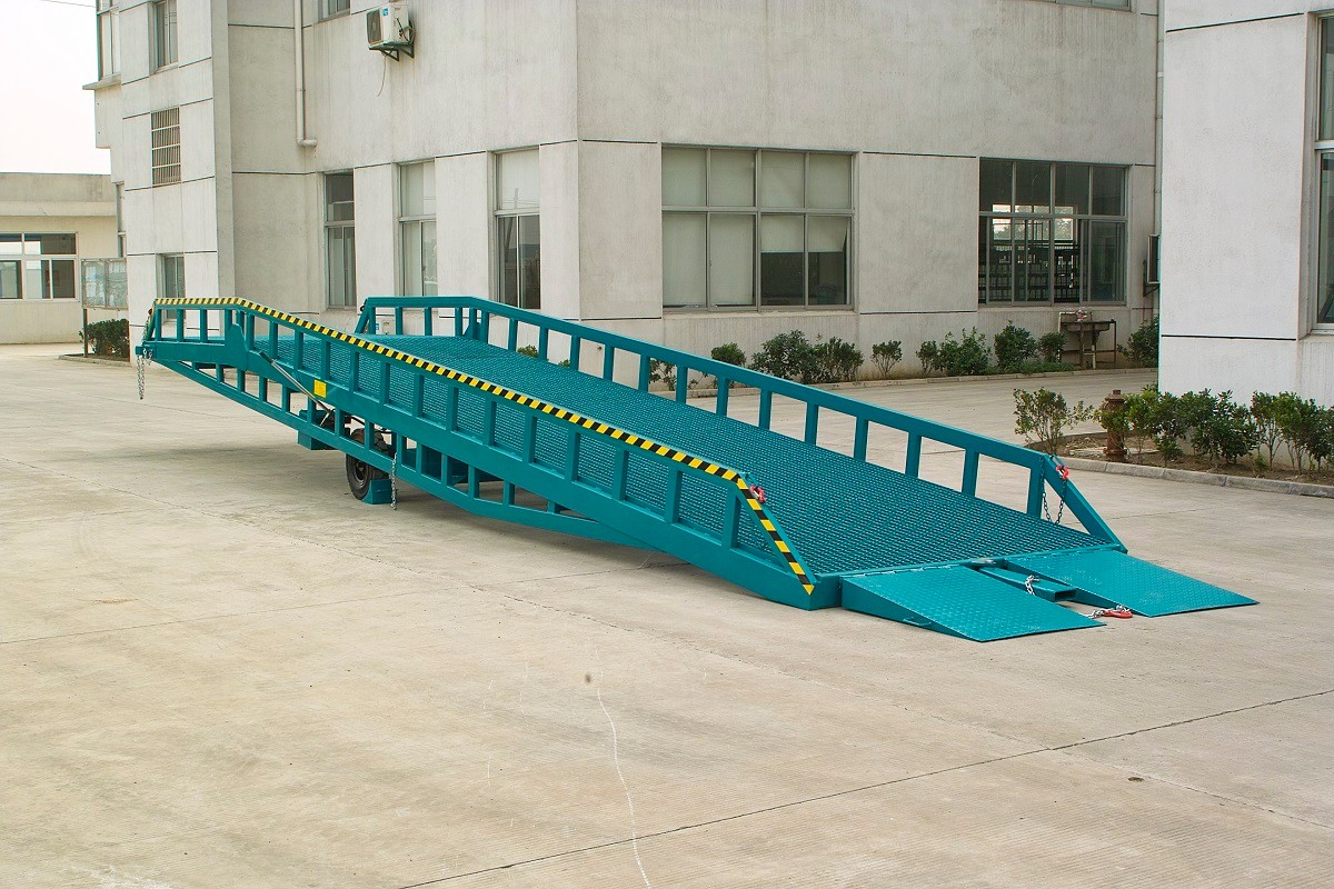 移动式登车桥 移动式登车桥